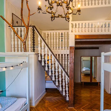 Ah-remini Garden House 펜션 *