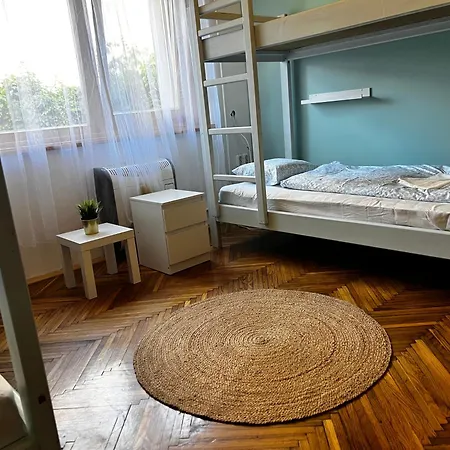 Ah-remini Garden House Prázdninový dům Siófok