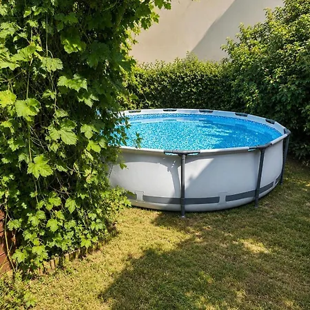 Ah-remini Garden House 펜션 *