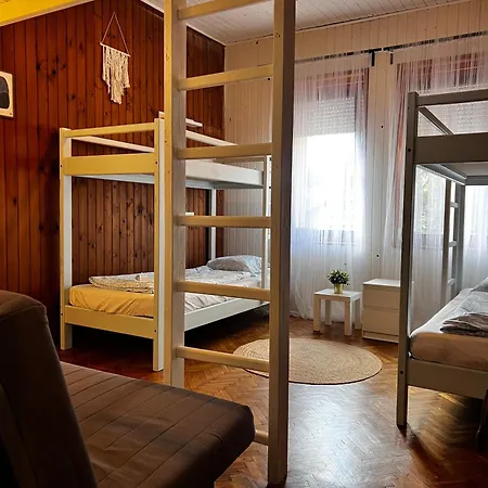 Ah-remini Garden House * Siófok